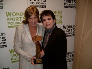 Lesley Wins First and Only Billie Jean King "Outstanding Journalist" Award                                                                         